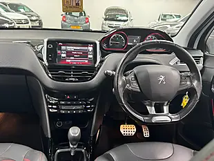 Used 2016 Peugeot 2008 GT Line White - Interior and Exterior details 11