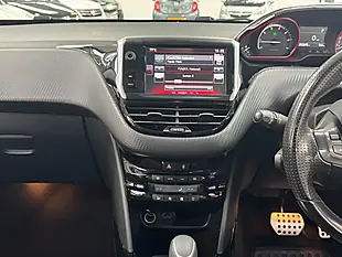 Used 2016 Peugeot 2008 GT Line White - Interior and Exterior details 15
