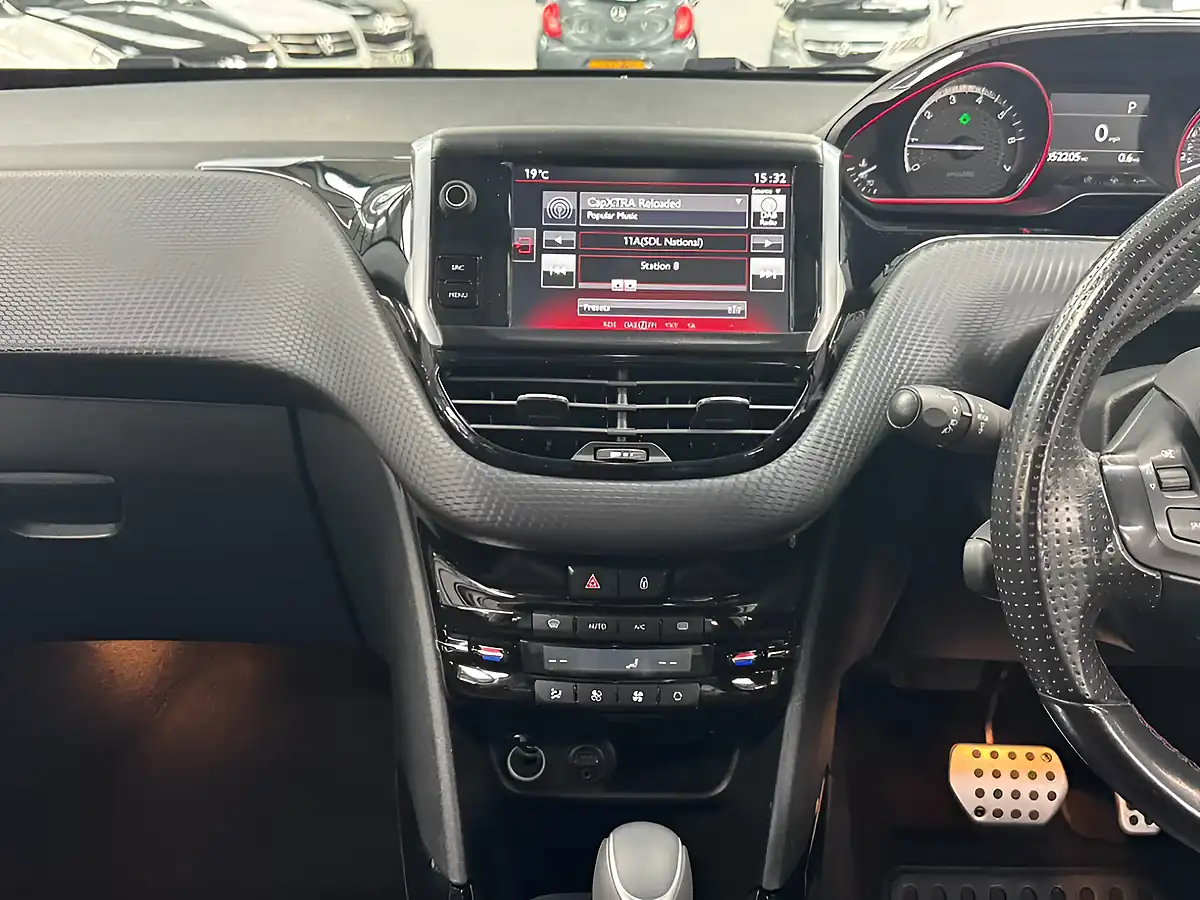 Used 2016 Peugeot 2008 GT Line White - Interior and Exterior details 15