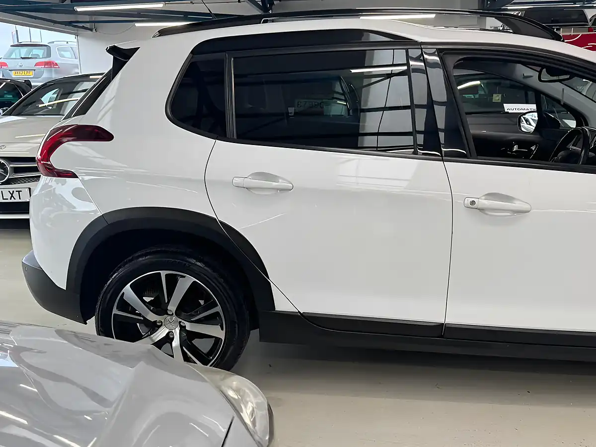 Used 2016 Peugeot 2008 GT Line White - Interior and Exterior details 20