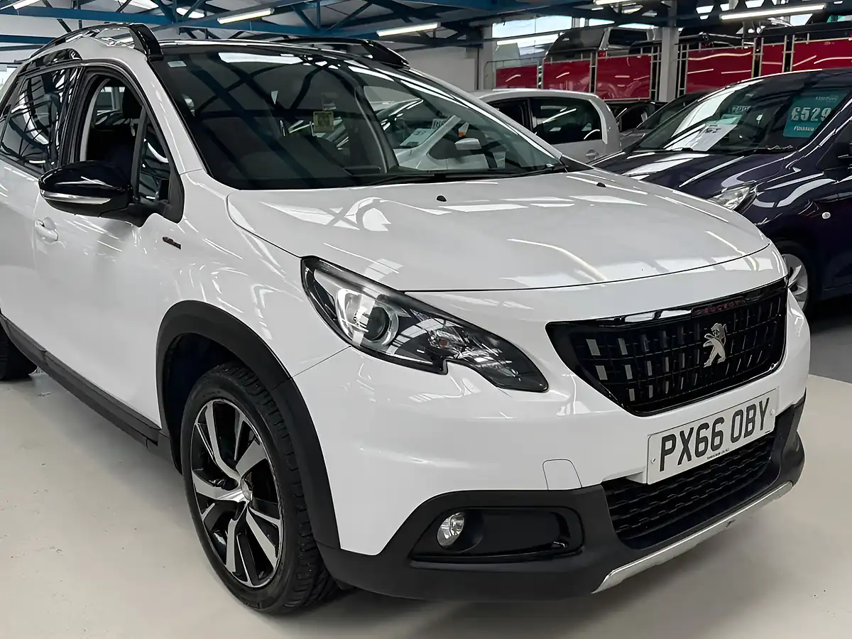 Used 2016 Peugeot 2008 GT Line White - Interior and Exterior details 6