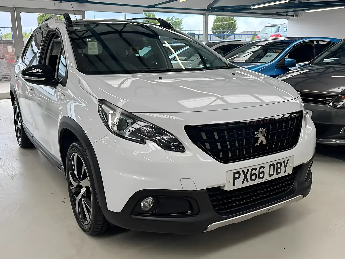 Used 2016 Peugeot 2008 GT Line White - Interior and Exterior details 7