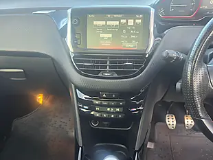 Used 2016 Peugeot 2008 GT Line White - Interior and Exterior details 11