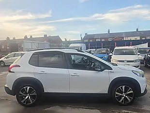Used 2016 Peugeot 2008 GT Line White - Interior and Exterior details 8