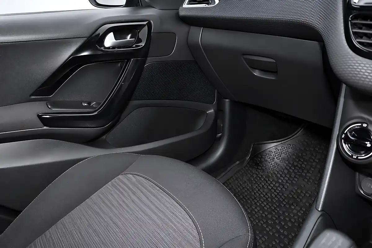 Used 2016 Peugeot 208 Access Grey - Interior and Exterior details 16