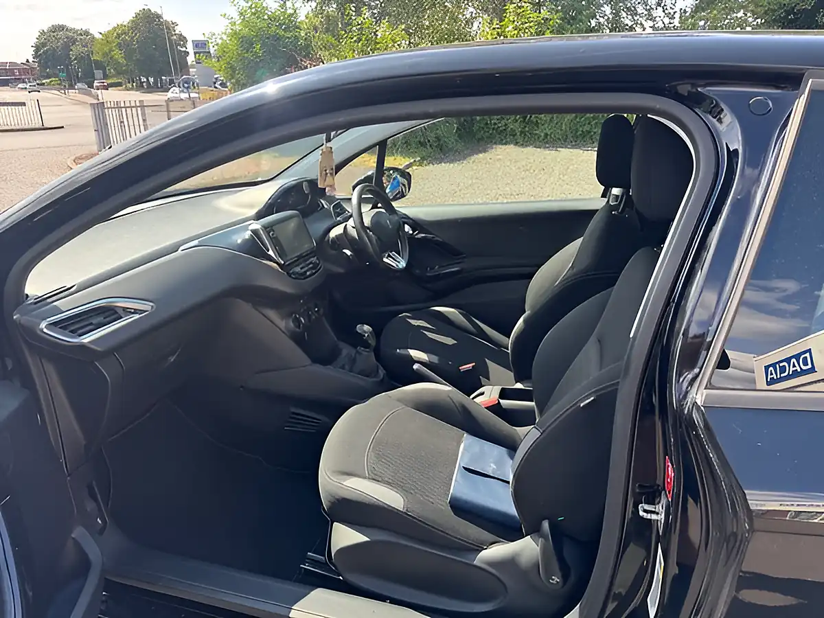 Used 2016 Peugeot 208 Active Black - Interior and Exterior details 10
