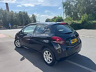 Used 2016 Peugeot 208 Active Black - Interior and Exterior details 4