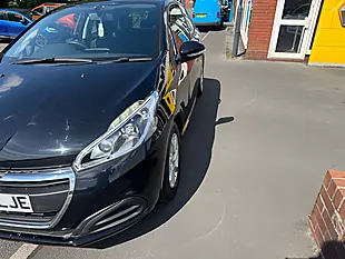 Used 2016 Peugeot 208 Active Black - Interior and Exterior details 7