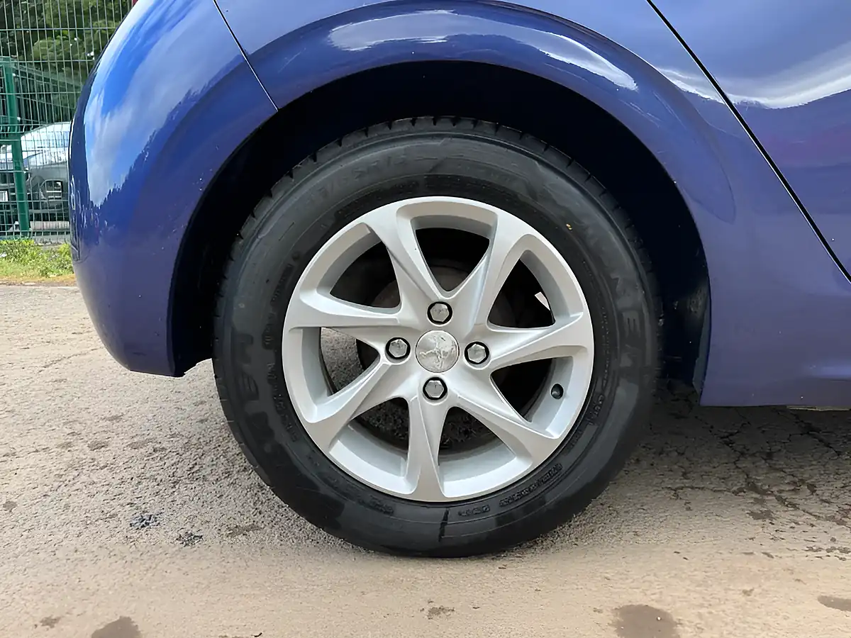 Used 2016 Peugeot 208 Active Blue - Interior and Exterior details 14