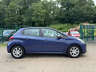 Used 2016 Peugeot 208 Active Blue - Interior and Exterior details 6