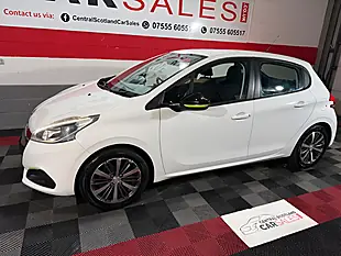 Used 2016 Peugeot 208 Active Design Lime White - Interior and Exterior details 19