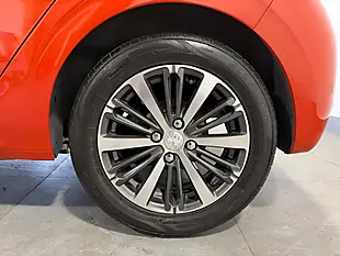 Used 2016 Peugeot 208 Active Design Menthol Orange - Interior and Exterior details 18