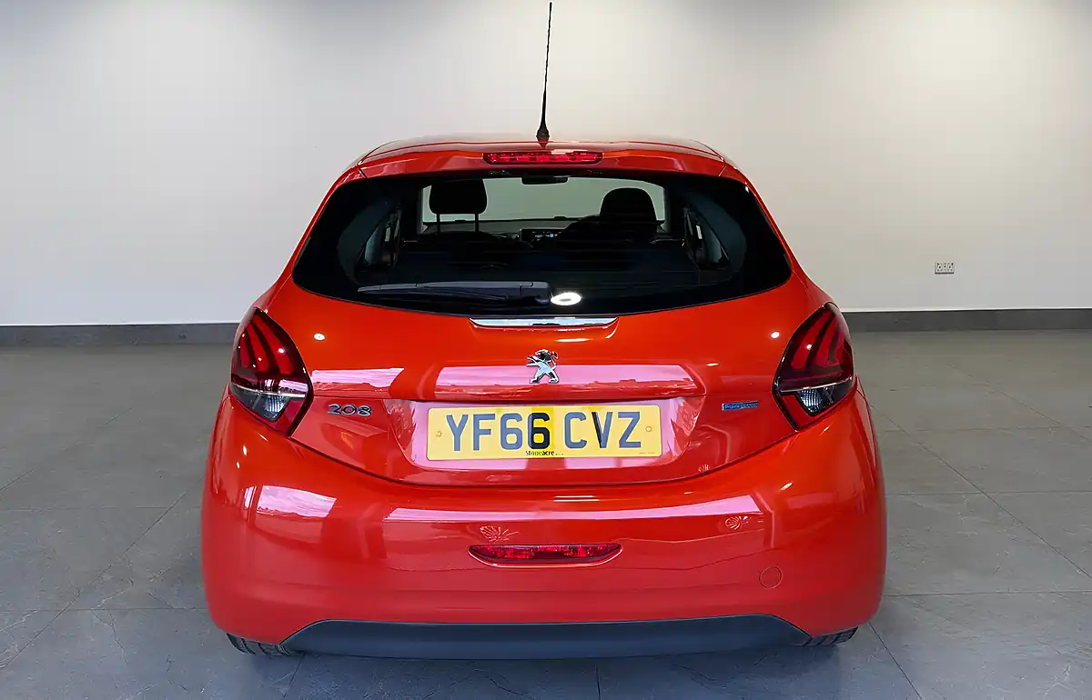 Used 2016 Peugeot 208 Active Design Menthol Orange - Interior and Exterior details 4