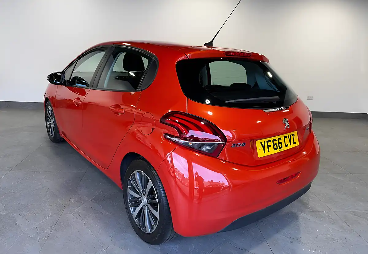 Used 2016 Peugeot 208 Active Design Menthol Orange - Interior and Exterior details 5