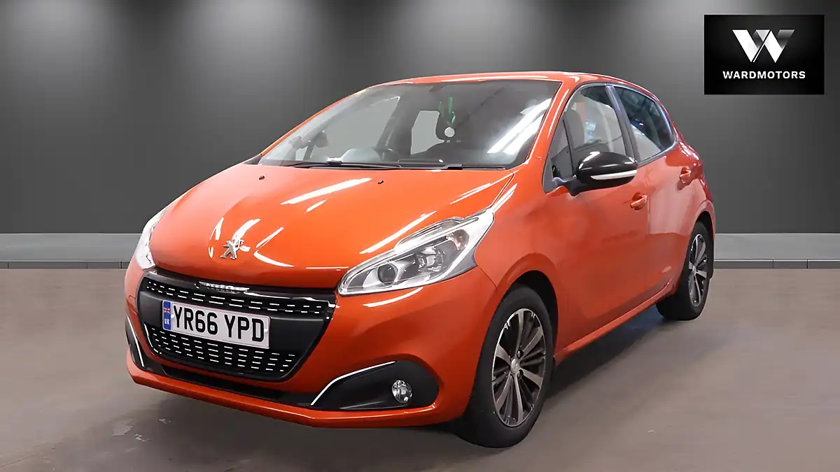Used 2016 Peugeot 208 Active Design Menthol Orange Orange - Front View