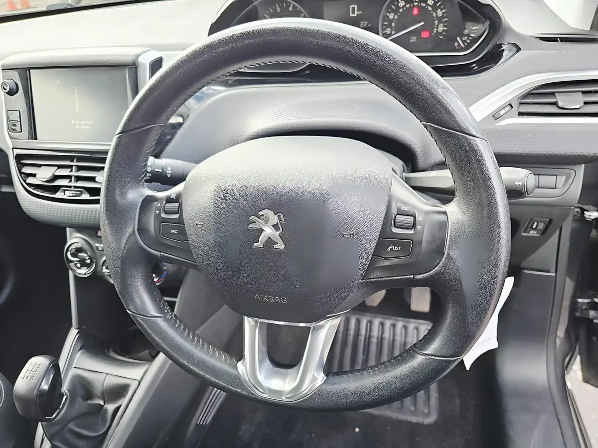 Used 2016 Peugeot 208 Active Grey - Interior and Exterior details 13
