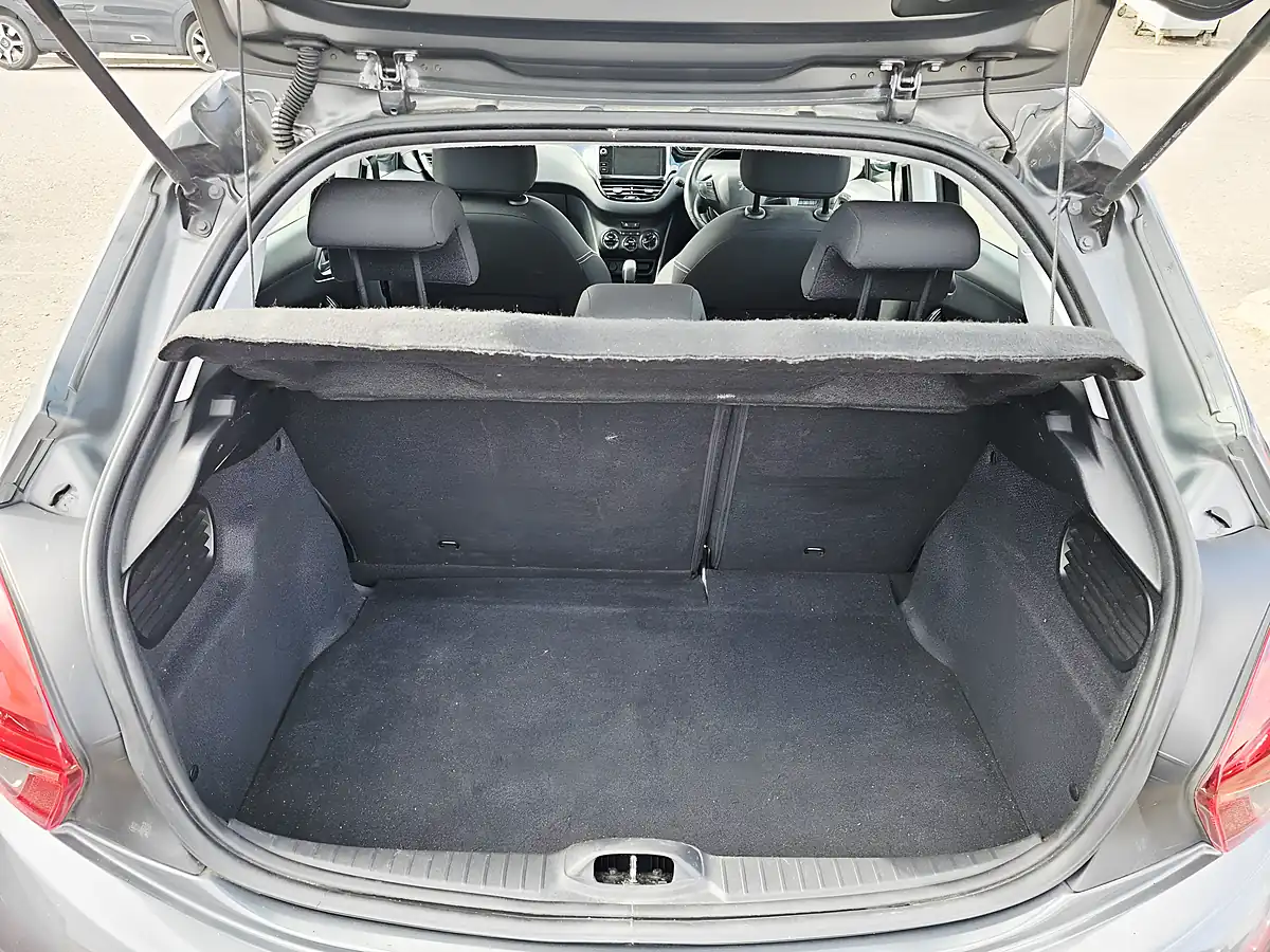 Used 2016 Peugeot 208 Active Grey - Interior and Exterior details 7
