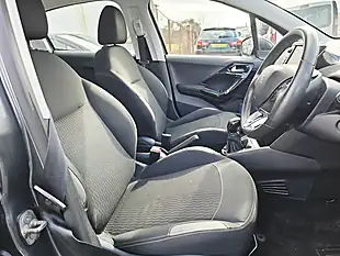 Used 2016 Peugeot 208 Active Grey - Interior and Exterior details 9