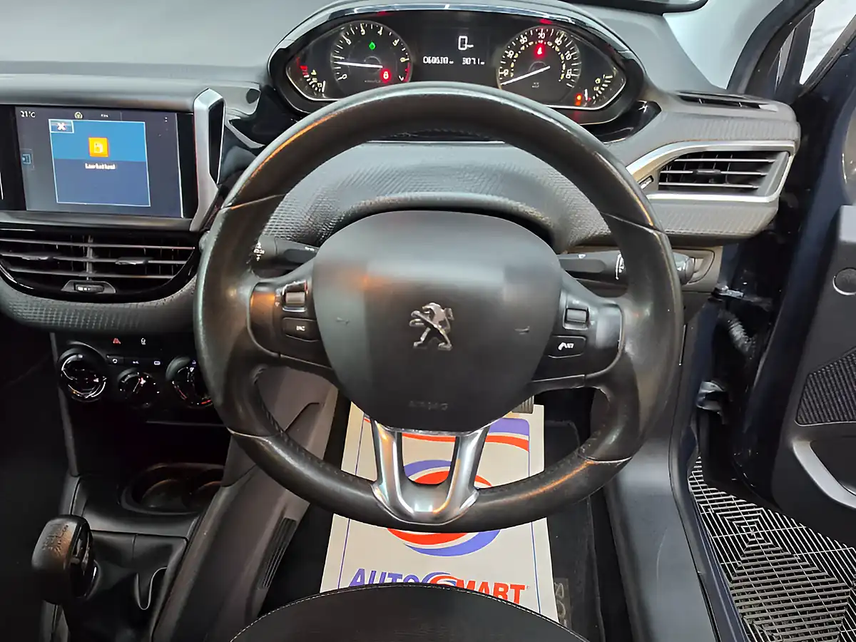 Used 2016 Peugeot 208 Active Grey - Interior and Exterior details 11