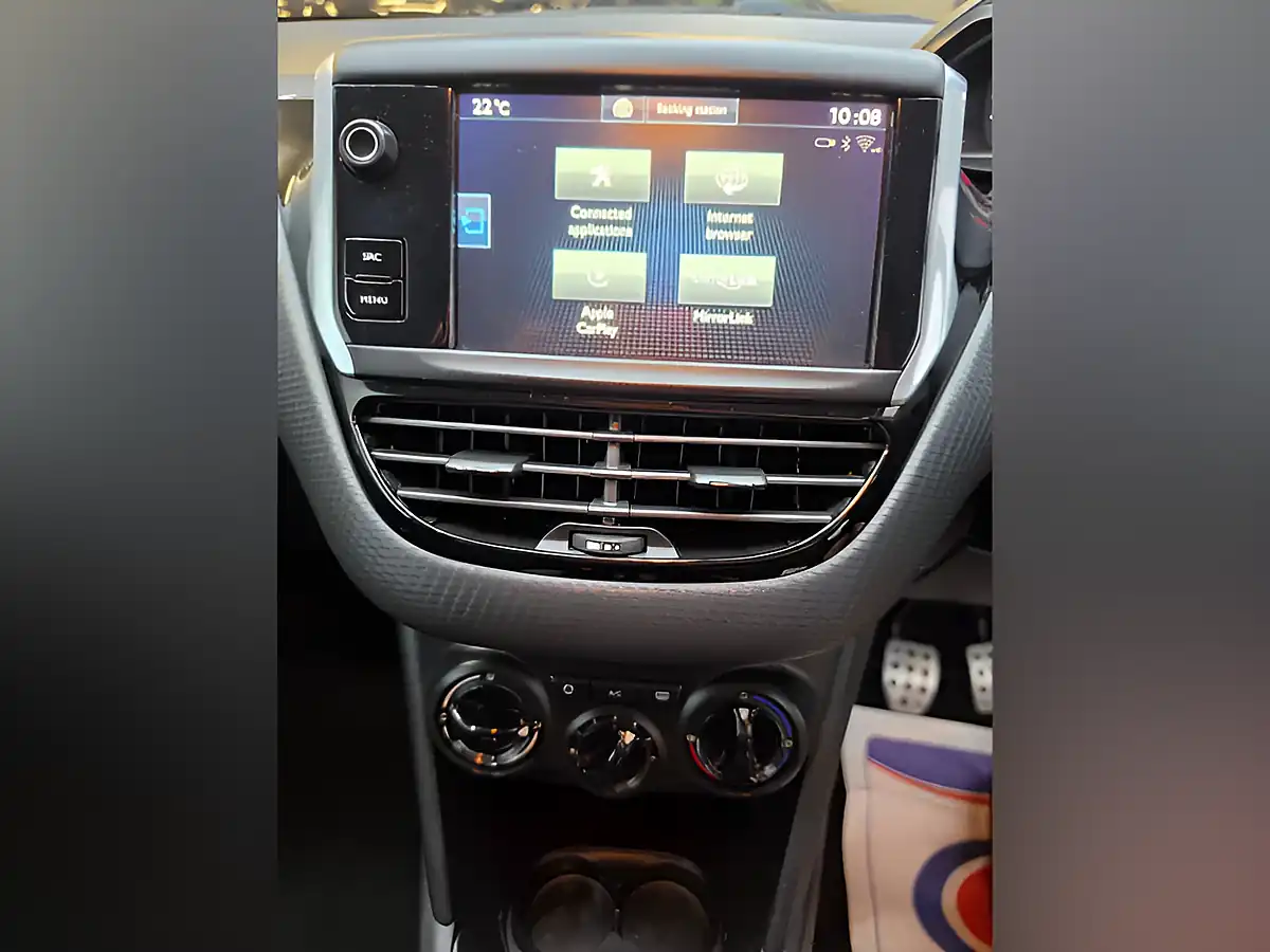 Used 2016 Peugeot 208 Active Grey - Interior and Exterior details 12