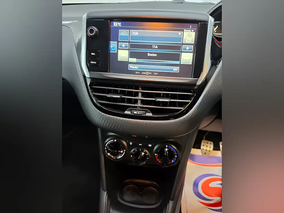 Used 2016 Peugeot 208 Active Grey - Interior and Exterior details 13