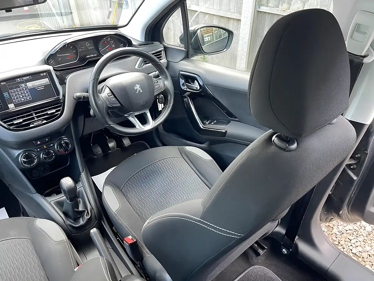 Used 2016 Peugeot 208 Active Grey - Interior and Exterior details 5