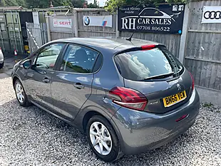 Used 2016 Peugeot 208 Active Grey - Interior and Exterior details 7