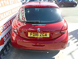 Used 2016 Peugeot 208 Active Red - Interior and Exterior details 11