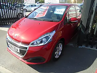 Used 2016 Peugeot 208 Active Red - Interior and Exterior details 3