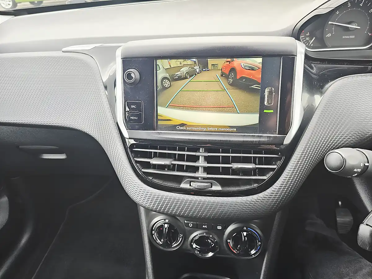 Used 2016 Peugeot 208 Active Silver - Interior and Exterior details 12
