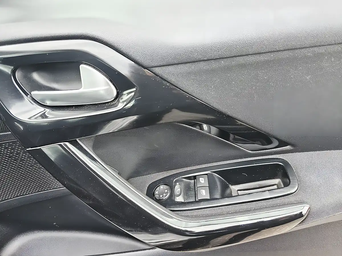 Used 2016 Peugeot 208 Active Silver - Interior and Exterior details 15