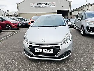 Used 2016 Peugeot 208 Active Silver - Interior and Exterior details 6