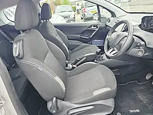 Used 2016 Peugeot 208 Active Silver - Interior and Exterior details 9