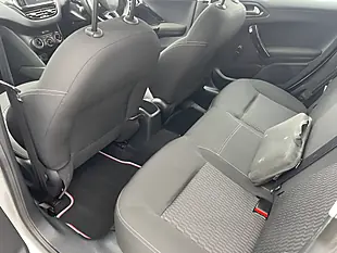 Used 2016 Peugeot 208 Active Silver - Interior and Exterior details 8