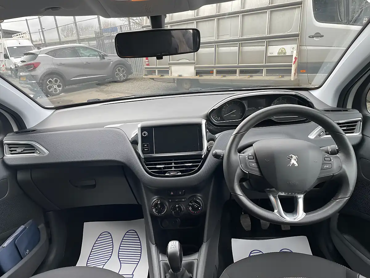 Used 2016 Peugeot 208 Active White - Interior and Exterior details 13