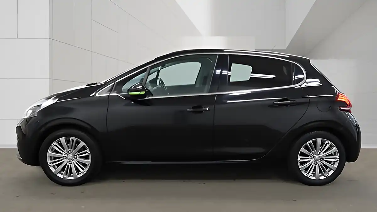 Used 2016 Peugeot 208 Allure Black Black - Interior and Exterior details 8