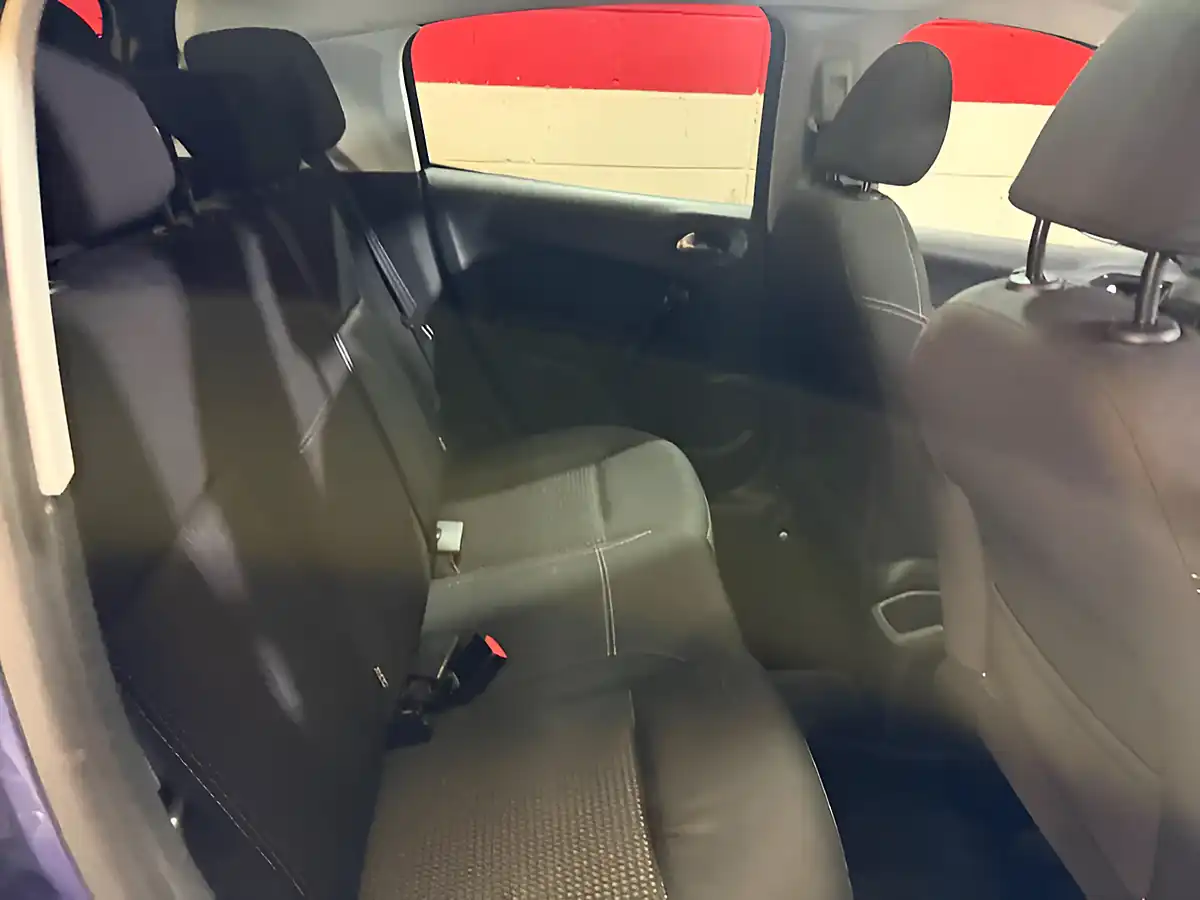 Used 2016 Peugeot 208 Allure Blue - Interior and Exterior details 18