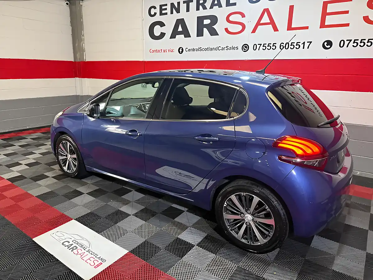 Used 2016 Peugeot 208 Allure Blue - Interior and Exterior details 3