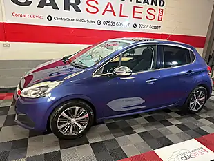 Used 2016 Peugeot 208 Allure Blue - Interior and Exterior details 4
