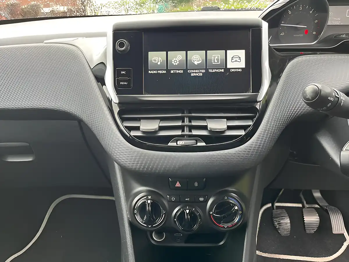Used 2016 Peugeot 208 Allure Grey - Interior and Exterior details 14