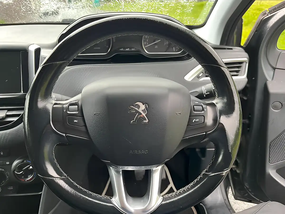 Used 2016 Peugeot 208 Allure Grey - Interior and Exterior details 17