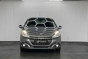 Used 2016 Peugeot 208 Allure Grey - Interior and Exterior details 4