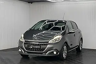 Used 2016 Peugeot 208 Allure Grey - Interior and Exterior details 5