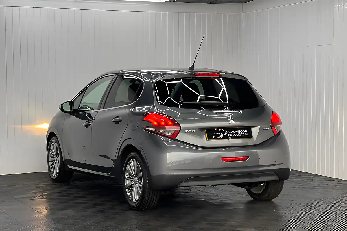 Used 2016 Peugeot 208 Allure Grey - Interior and Exterior details 9