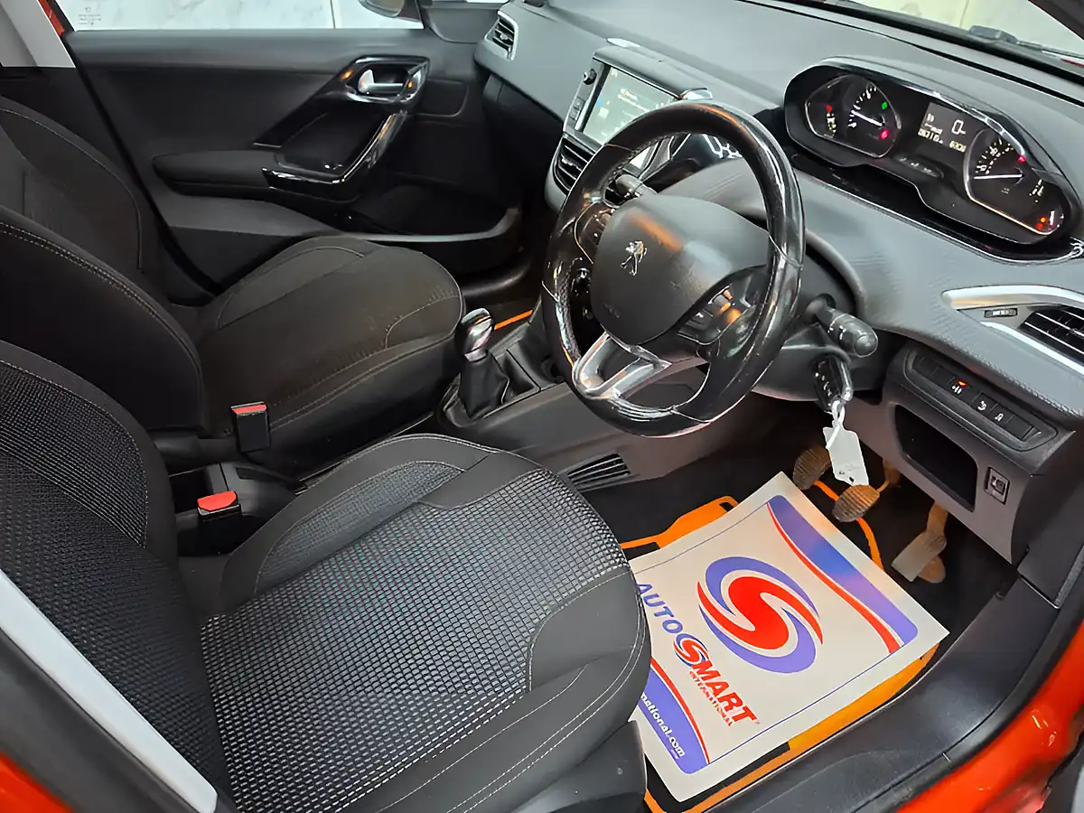 Used 2016 Peugeot 208 Allure Orange - Interior and Exterior details 15