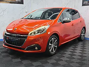 Used 2016 Peugeot 208 Allure Orange - Interior and Exterior details 4