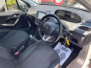 Used 2016 Peugeot 208 Allure Premium Silver - Interior and Exterior details 12