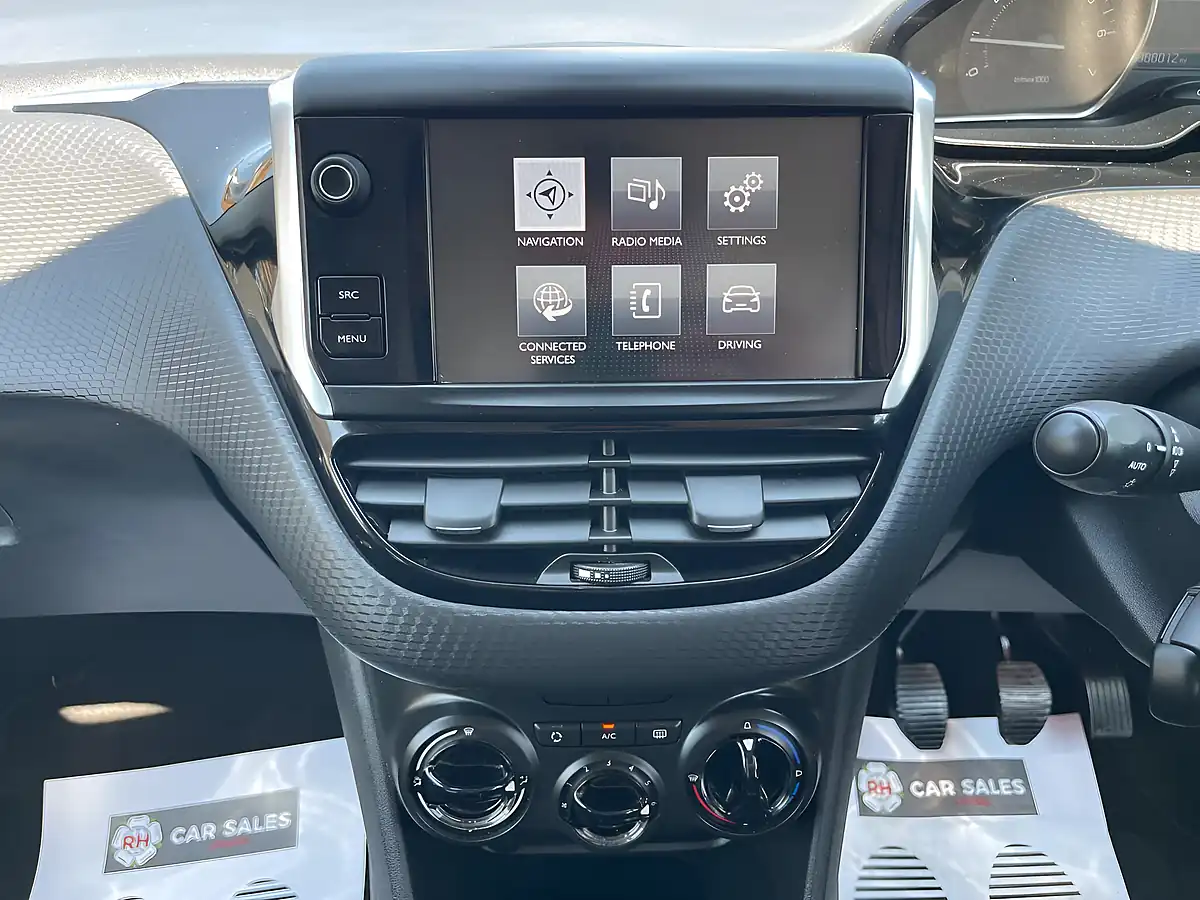 Used 2016 Peugeot 208 Allure Premium Silver - Interior and Exterior details 16