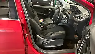 Used 2016 Peugeot 208 Allure Red - Interior and Exterior details 10