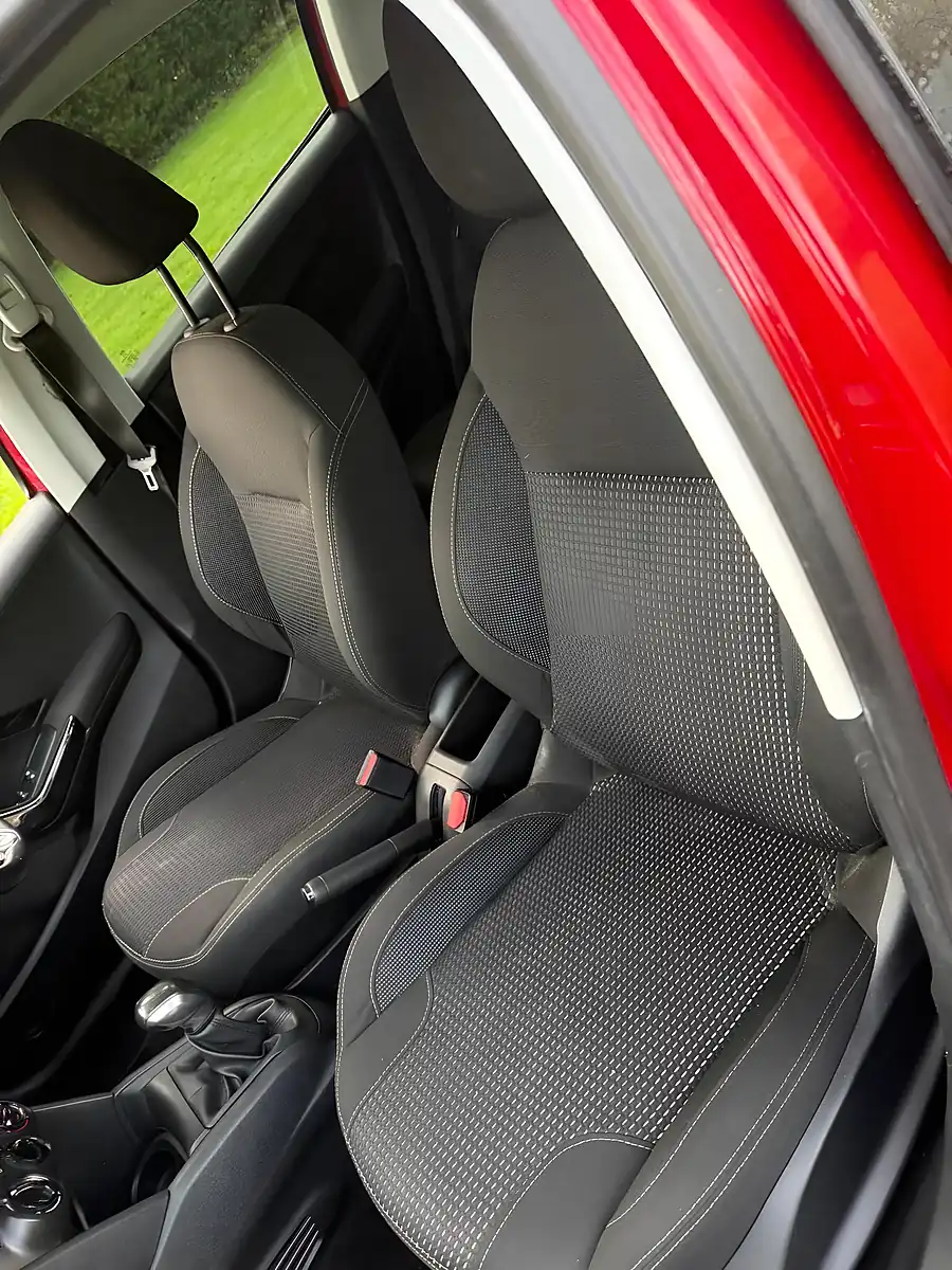 Used 2016 Peugeot 208 Allure Red - Interior and Exterior details 18
